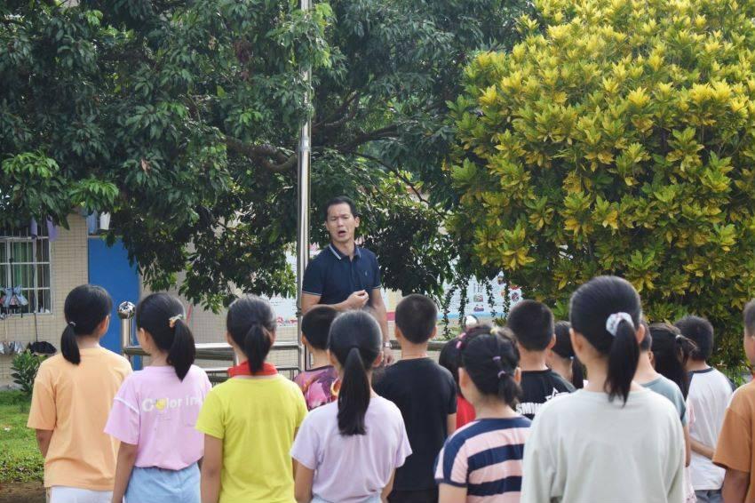 杭州是美食沙漠?这群小学生不服出战,顺便完成期末测评
