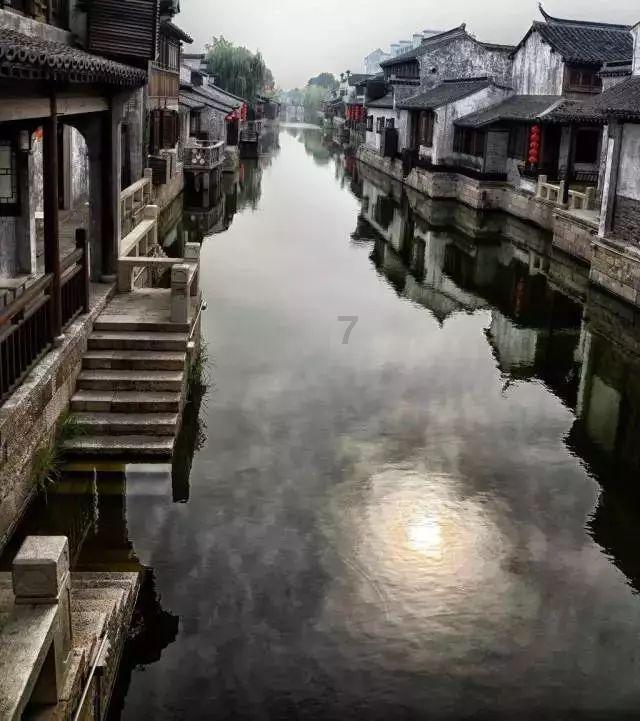 想改回国籍的明星中，李连杰已被拒3次，唯有他成功改回中国国籍游戏画面